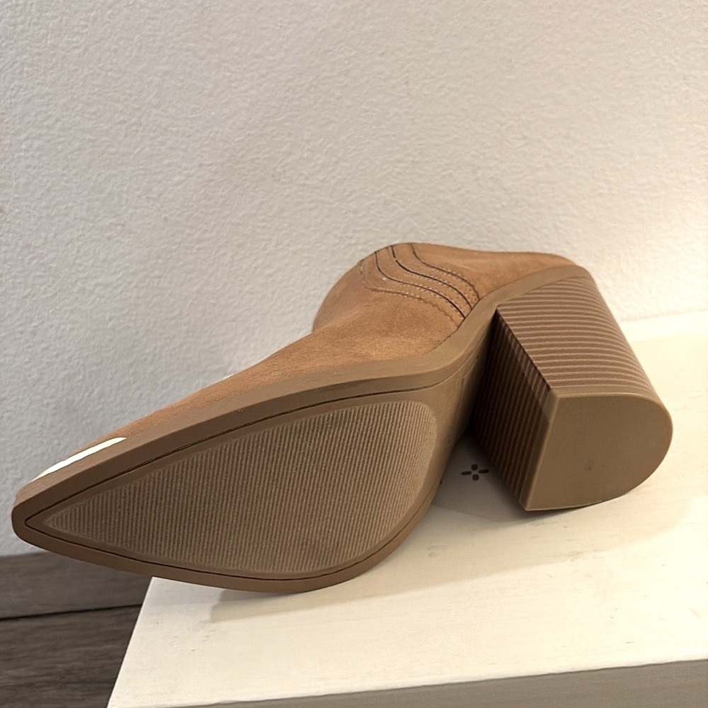 NIB [Sun + Stone] Deyzaa Faux Suede Pointed Toe Mules Women’s Sz 5.5 or 11 - Picture 9 of 16